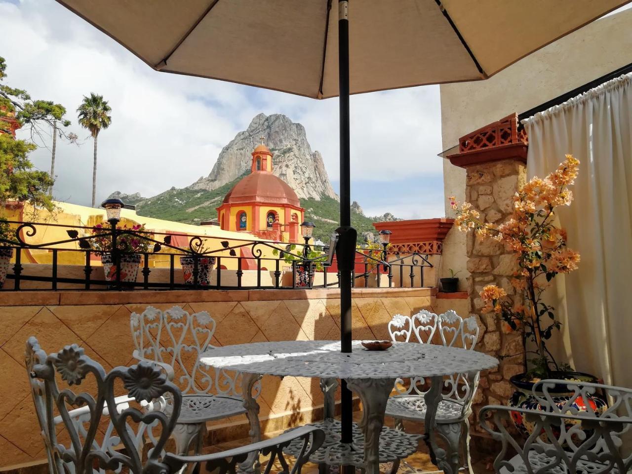 Hotel Posada Maria Bonita ベルナル エクステリア 写真